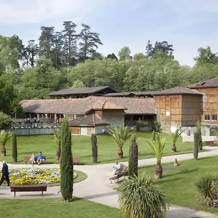 Meuble Calme Pour Curistes Et Touristes شقة Cazaubon