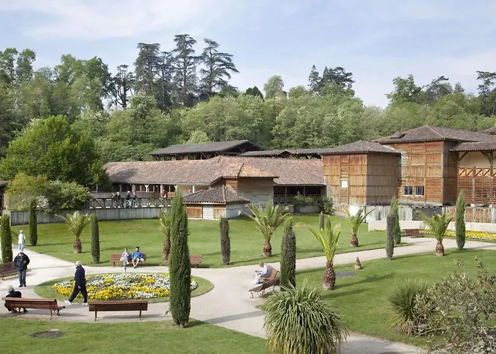 Meublé Calme Pour Curistes Et Touristes Apartamento Cazaubon